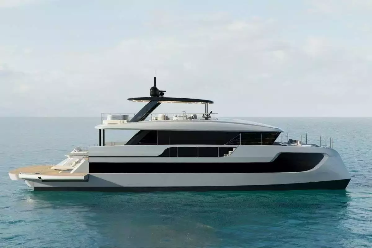 MIIA by Sunreef Yachts – Private Power Catamaran Charter in Nassau