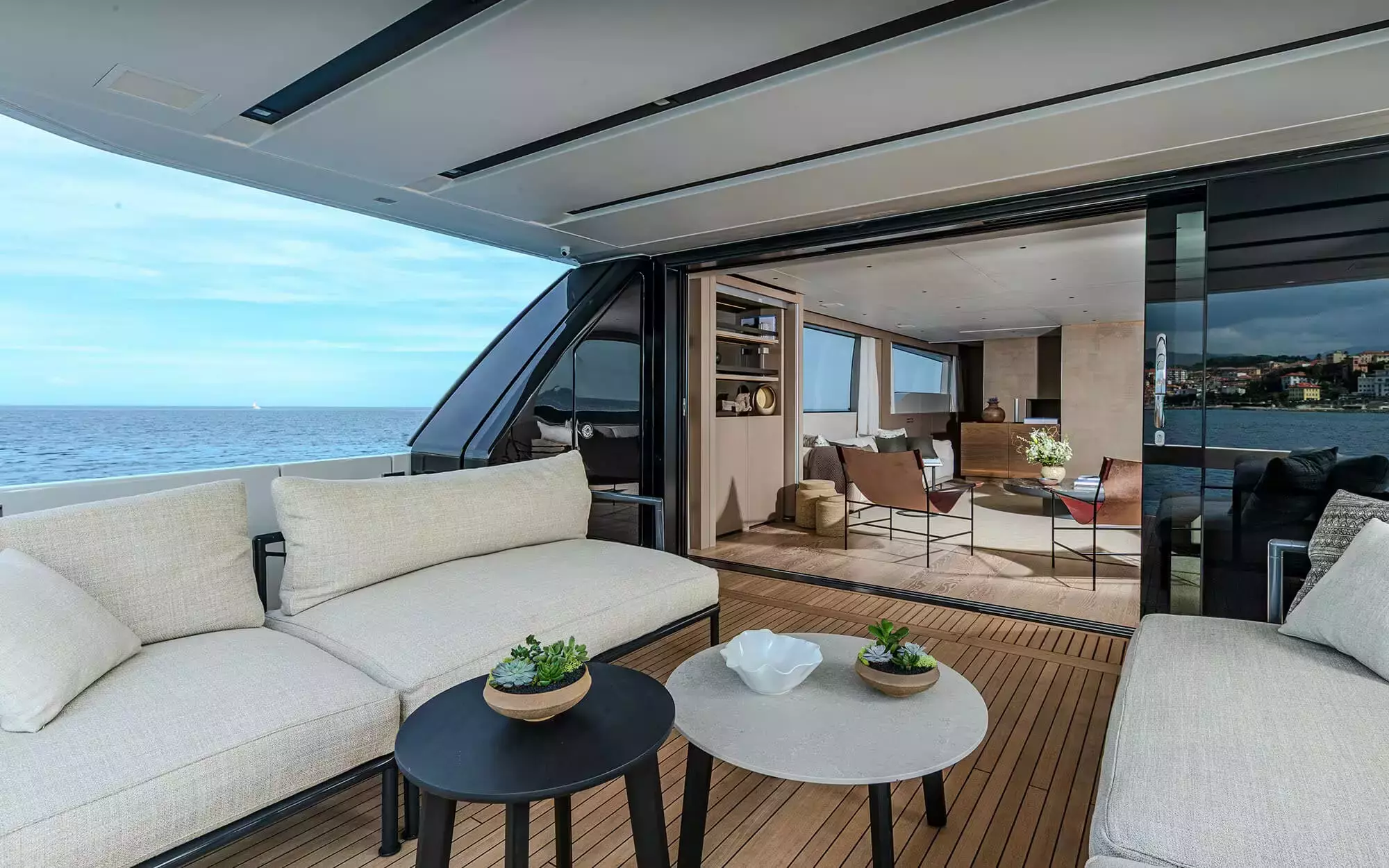 Tell No One by Sanlorenzo – Private Motor Yacht Charter in La Spezia