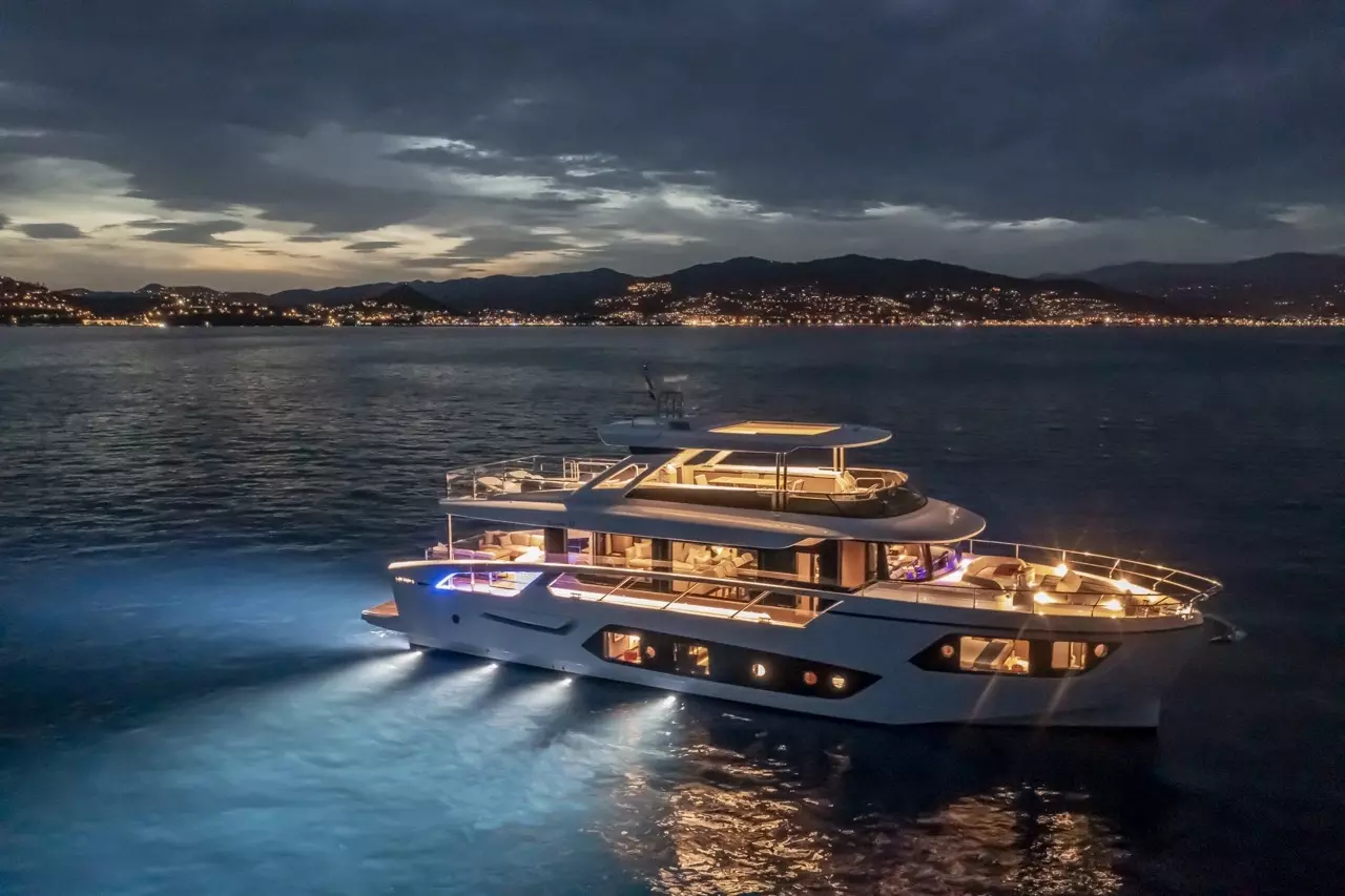 Azur image 20